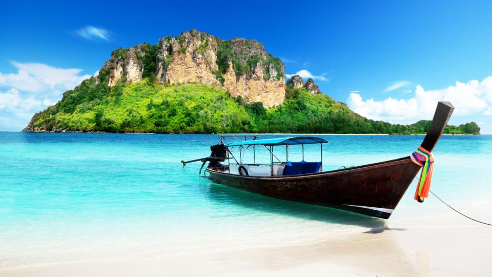 iStock-boat island
